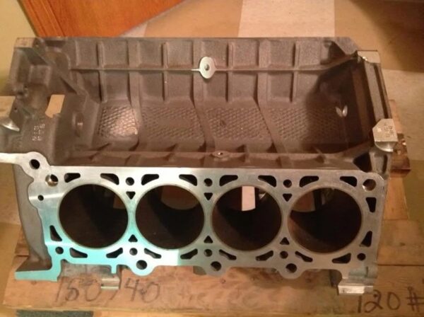 03-04 terminator Cobra FORD RACING 4.6L ALUMINATOR BLOCK NEW. - Image 3