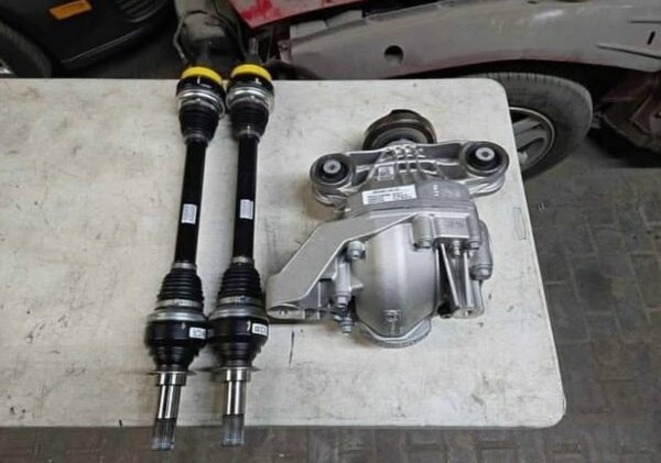 New OEM Differential & Axle