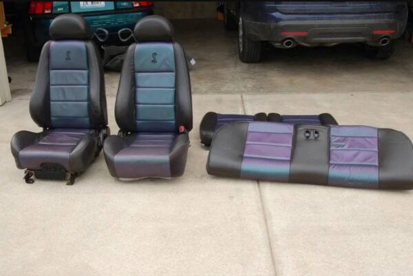 2004 MystiChrome Front and Rear Seats Seats are in excellent shape. - Image 2