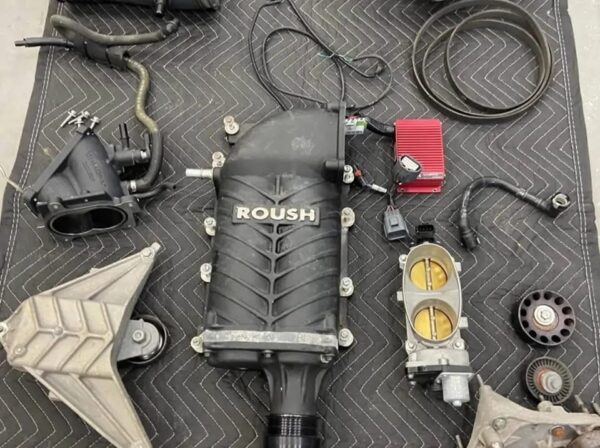 Roush supercharger kit. - Image 4
