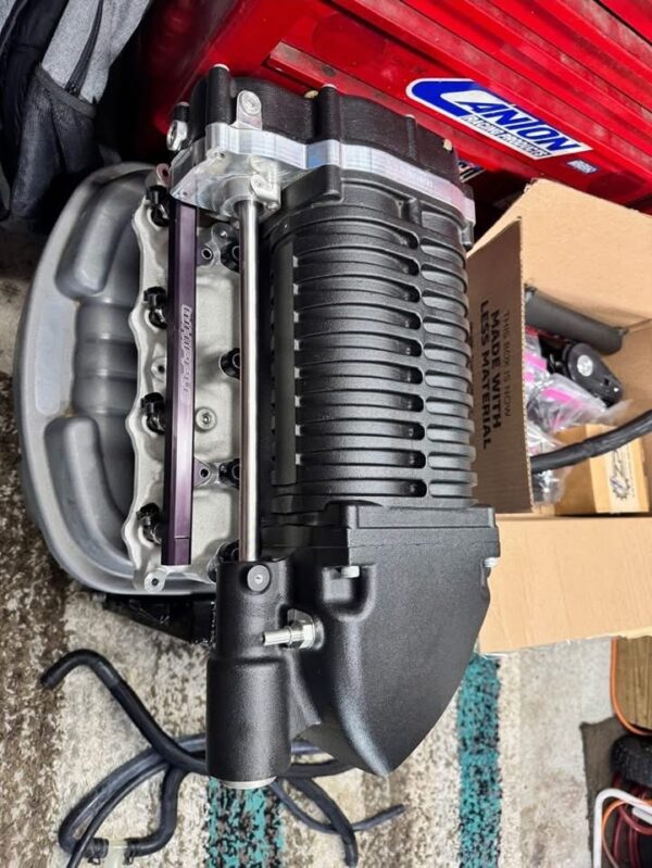 Whipple 2.9 Supercharger Kit - Image 8