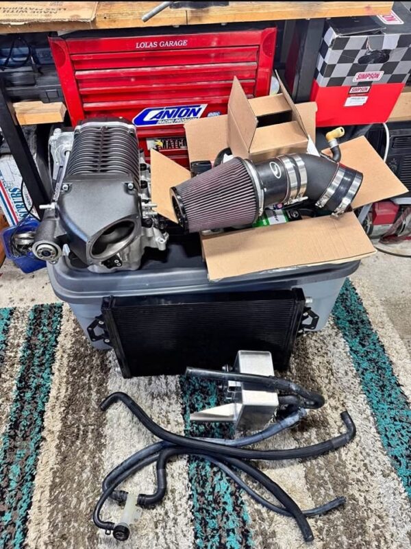 Whipple 2.9 Supercharger Kit
