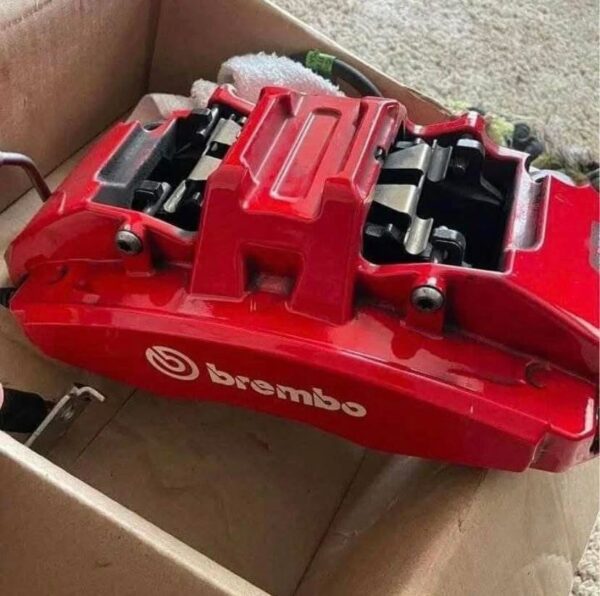 GT500 brake calipers and knuckles - Image 2
